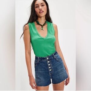 ▪️NWT We The Free Angelika Denim Mid-Thigh Shorts